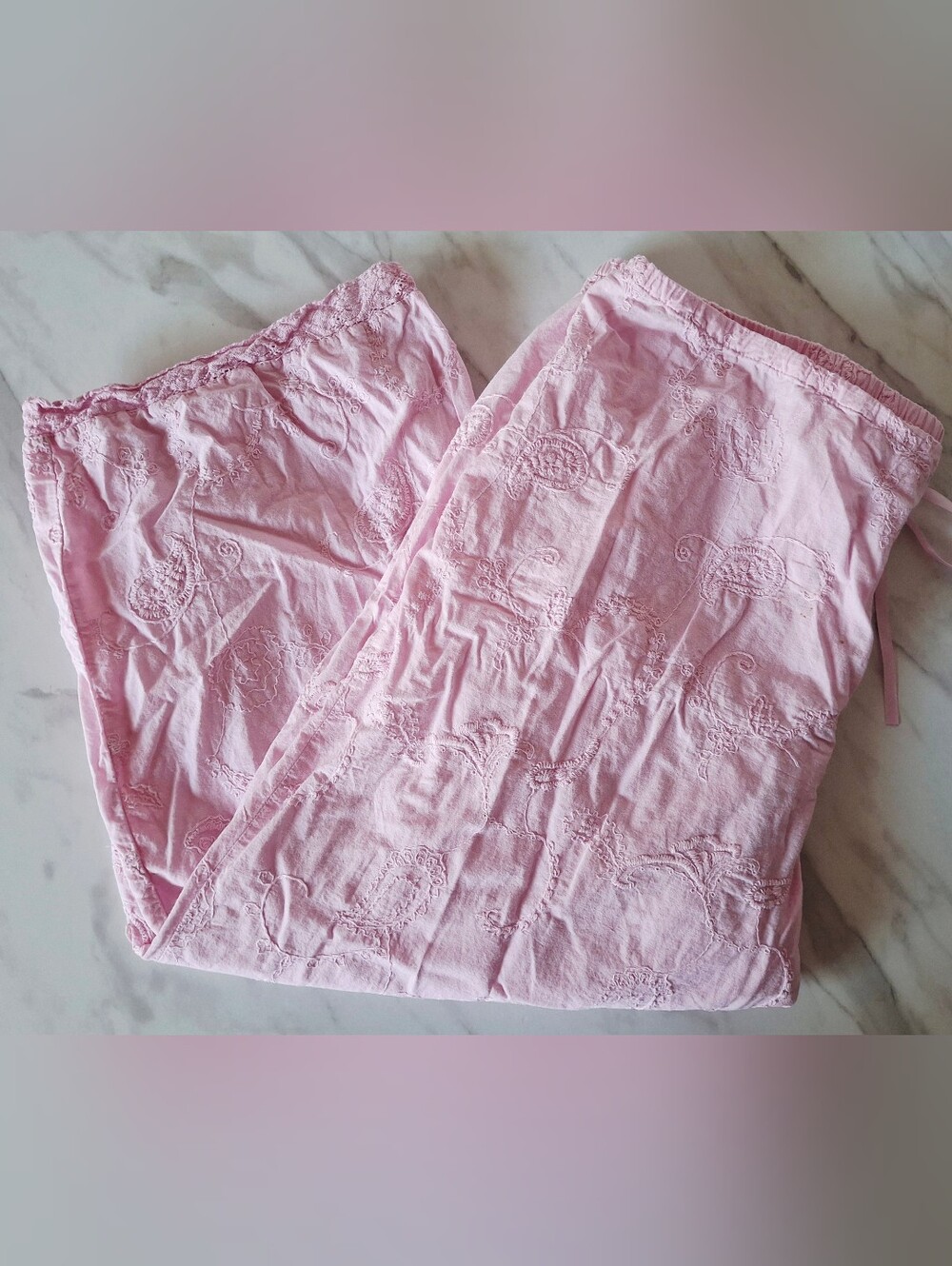 Vintage Y2K La Senza Embroidered Cropped Pajama Pants (L)